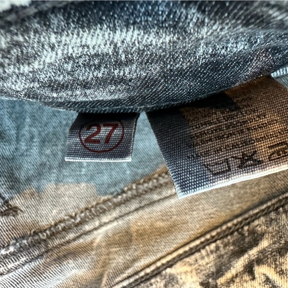 J Brand jeans - Picture 4 of 4